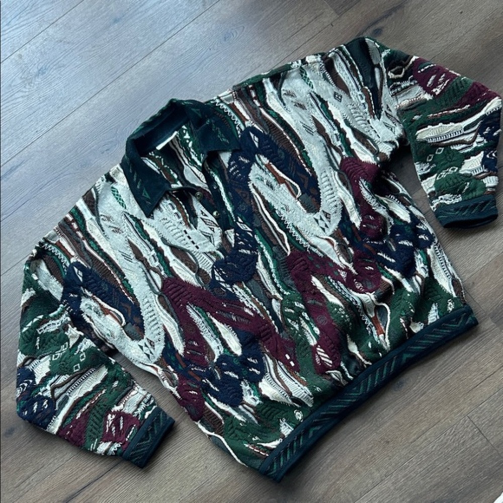 Coogi Sweater !! Large !!